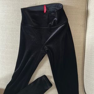Spanx velvet leggings. Size S. Worn once.